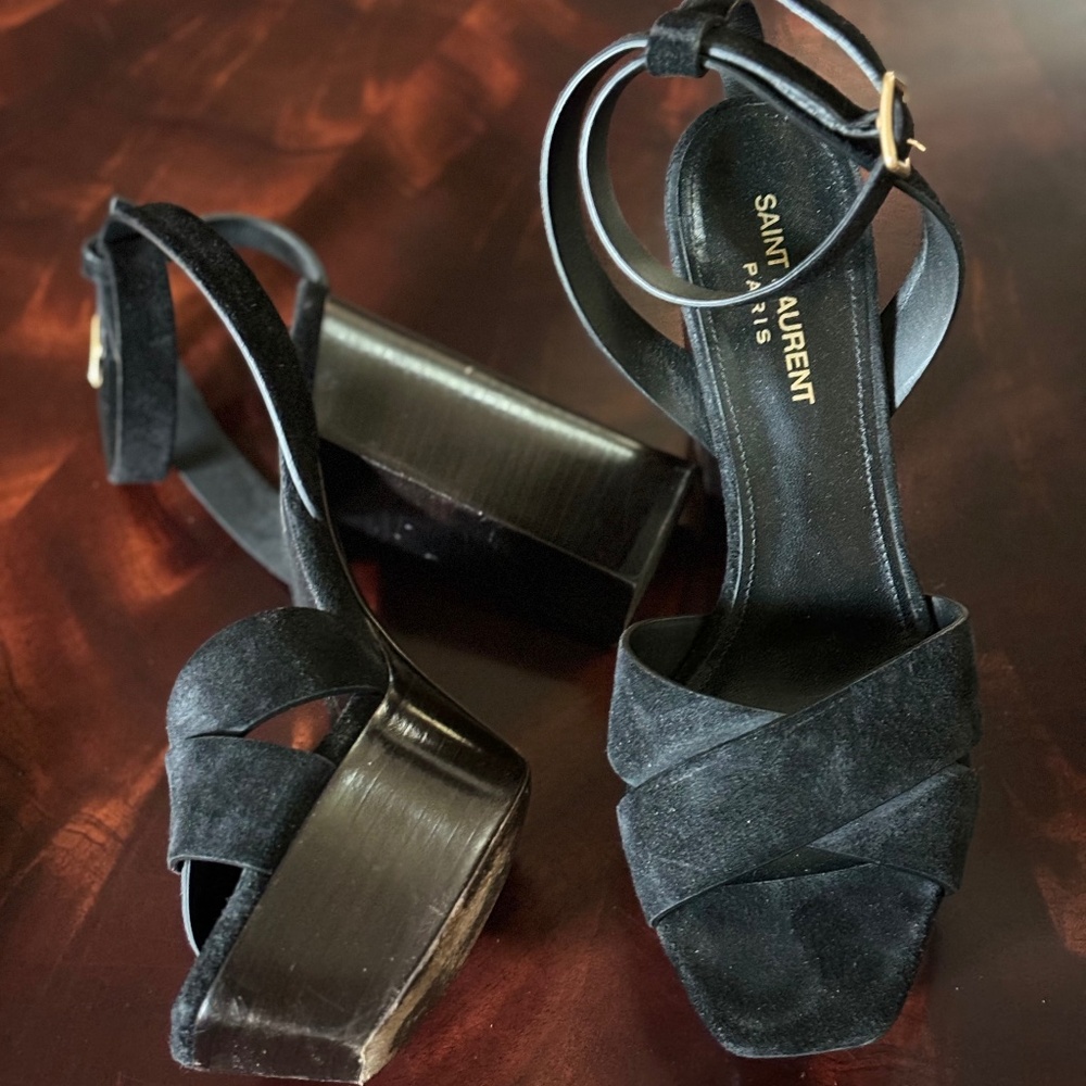 Saint L platform heels